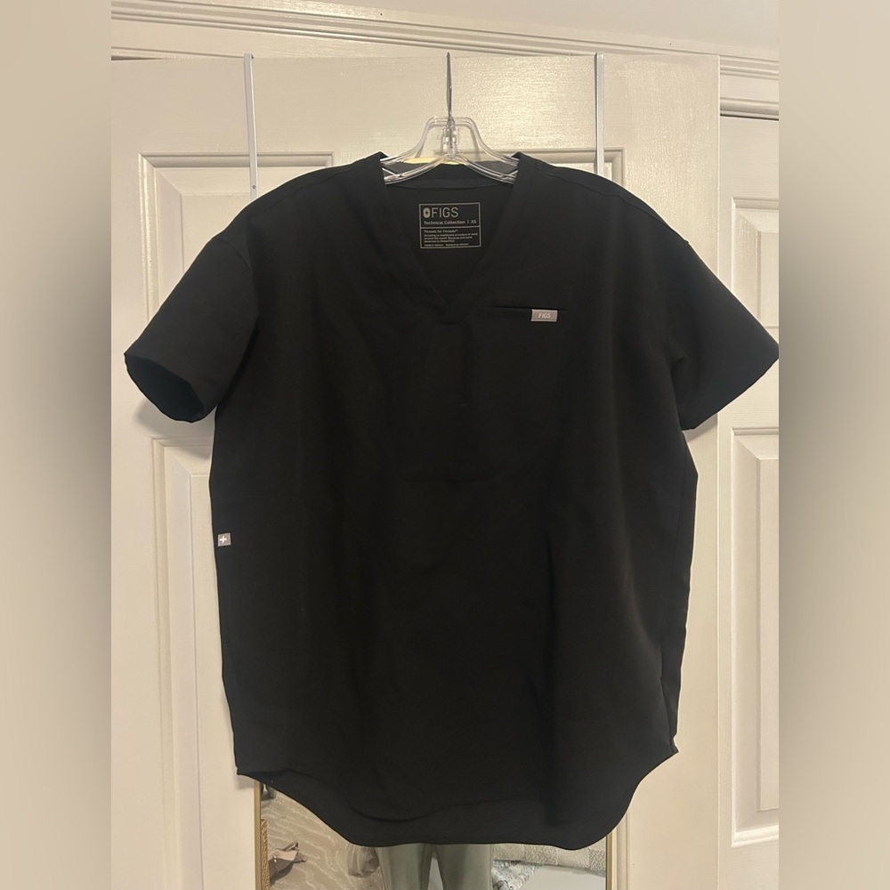 Figs Women’s Halle Scrub Top